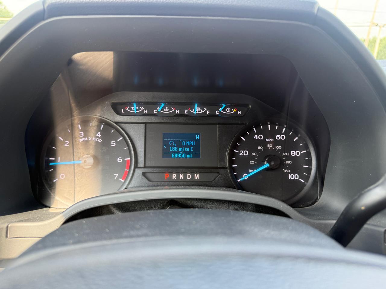 Ford Super Duty F-350 SRW Crew Cab 156" XL 2022