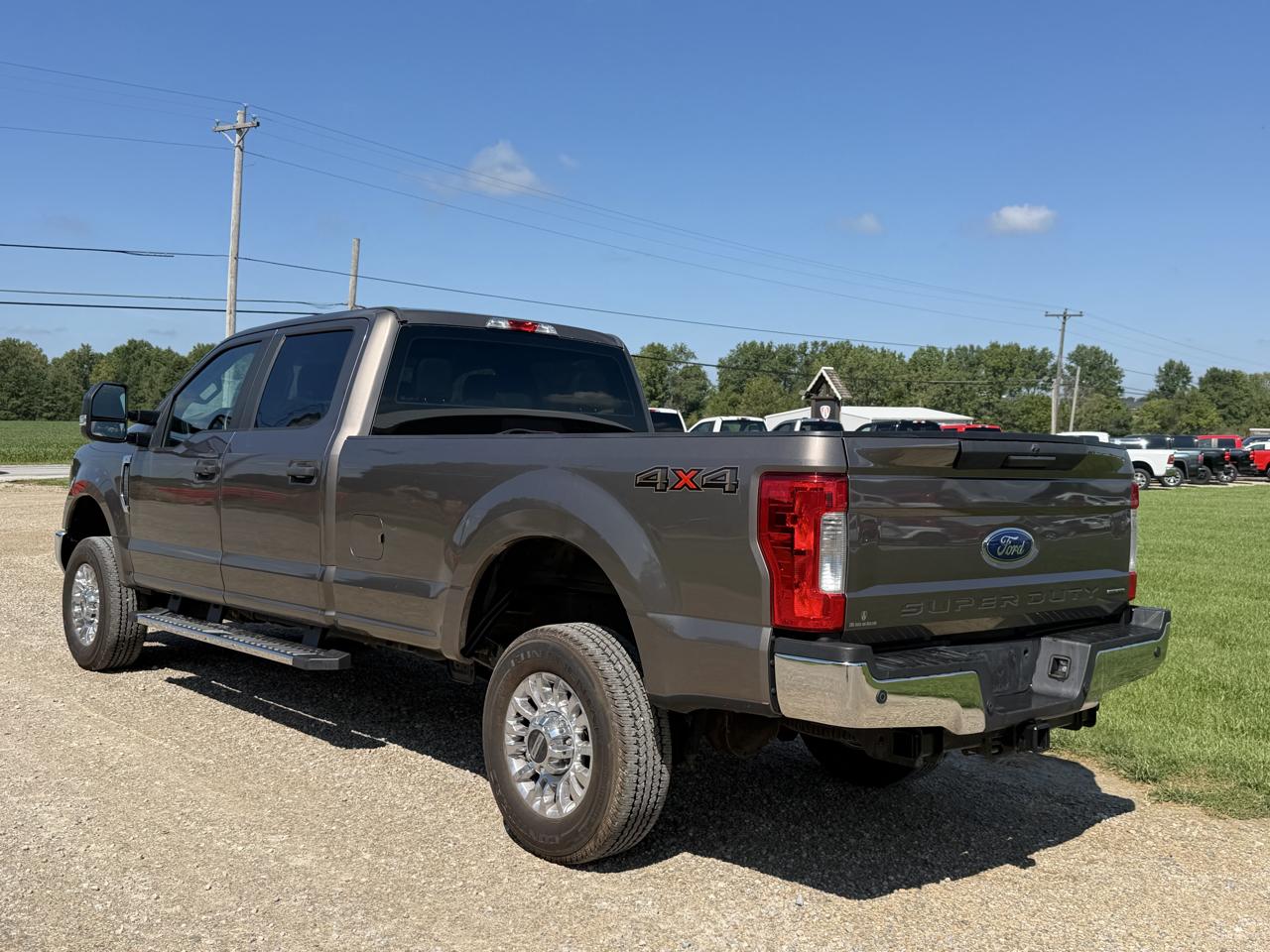 Ford Super Duty F-250 SRW XL 4WD Crew Cab 8' Box 2019