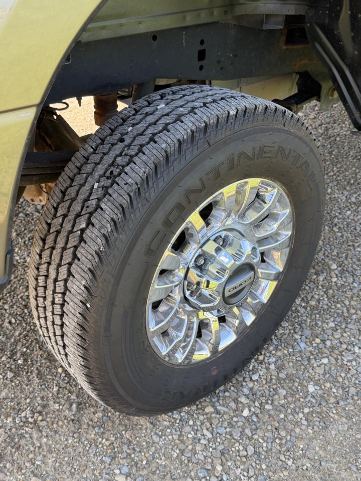 Ford Super Duty F-250 SRW XL 4WD Crew Cab 8' Box 2019