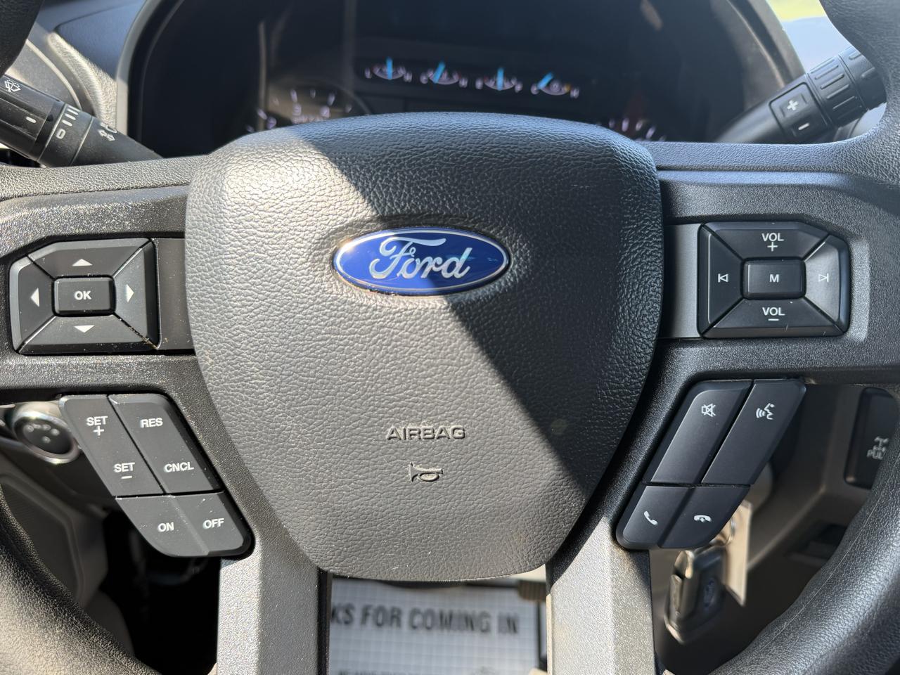 Ford Super Duty F-250 SRW XL 4WD Crew Cab 8' Box 2019