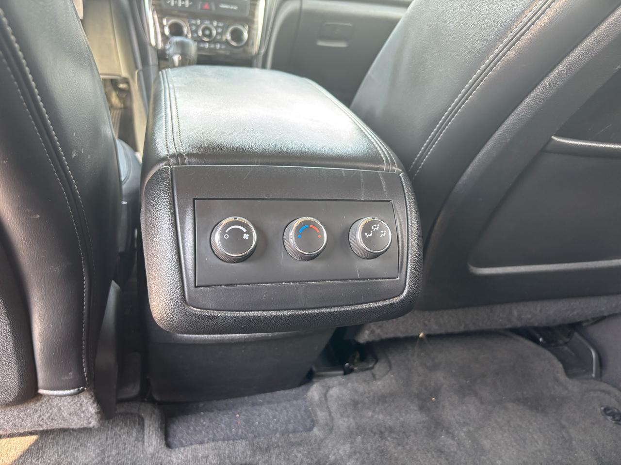 Buick Enclave AWD 4dr Leather 2013