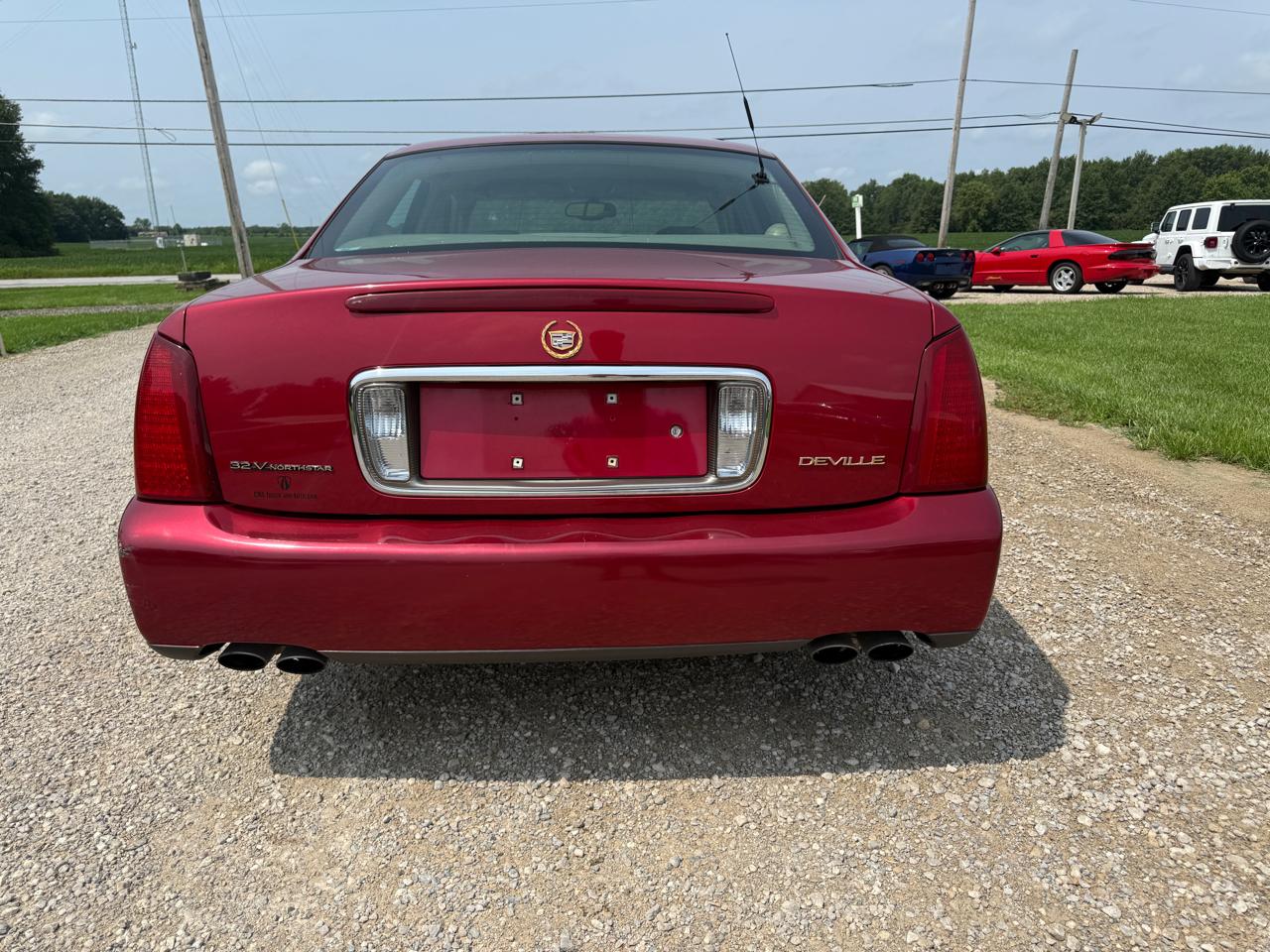 Cadillac DeVille 4dr Sdn 2002