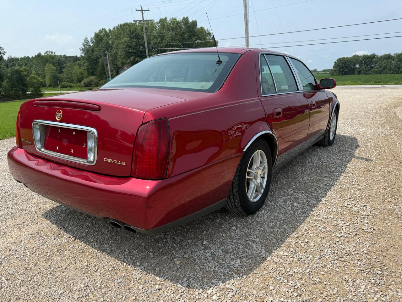 Cadillac DeVille 4dr Sdn 2002
