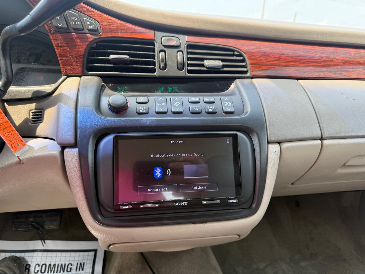 Cadillac DeVille 4dr Sdn 2002