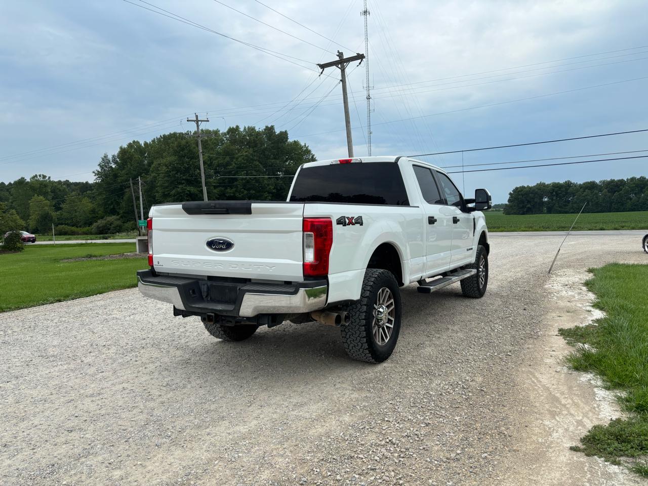 Ford Super Duty F-250 SRW 4WD Crew Cab 156" XLT 2017