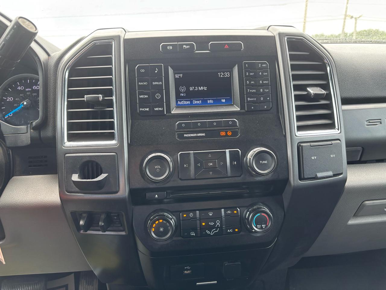 Ford Super Duty F-250 SRW 4WD Crew Cab 156" XLT 2017