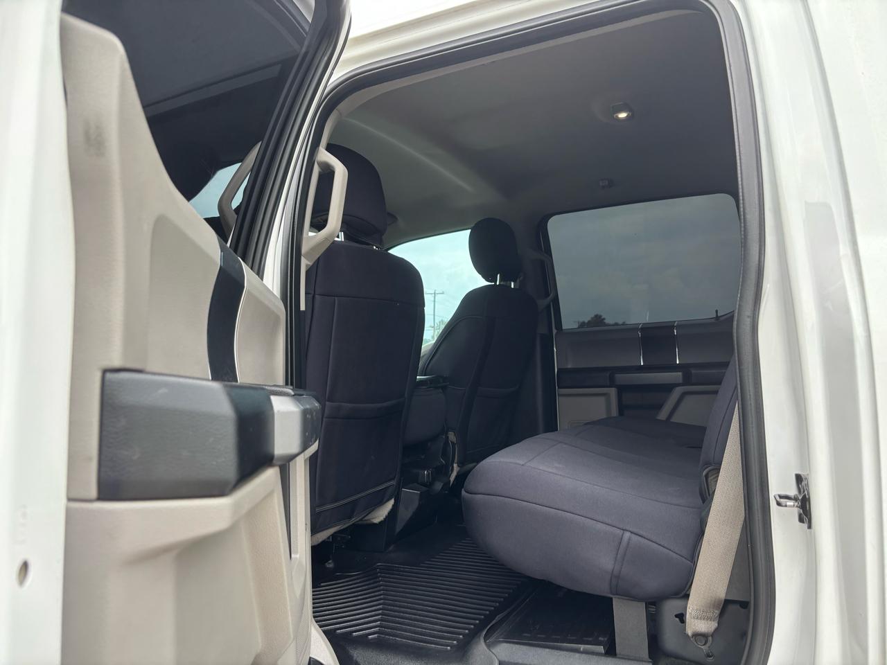 Ford Super Duty F-250 SRW 4WD Crew Cab 156" XLT 2017