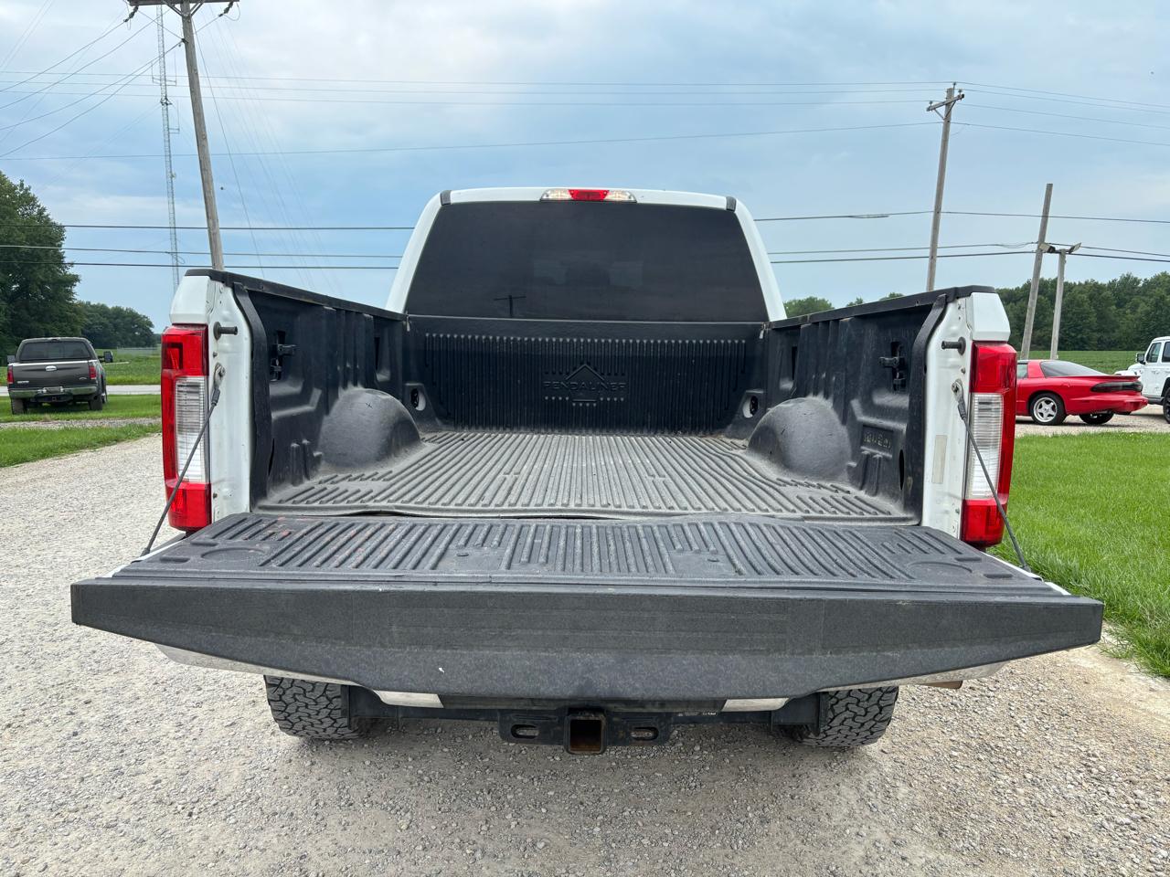 Ford Super Duty F-250 SRW 4WD Crew Cab 156" XLT 2017