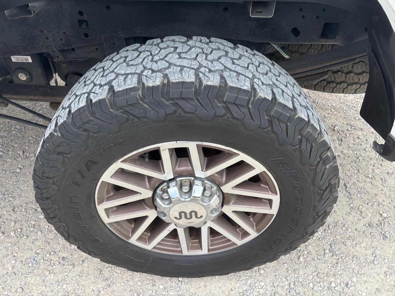 Ford Super Duty F-250 SRW 4WD Crew Cab 156" XLT 2017