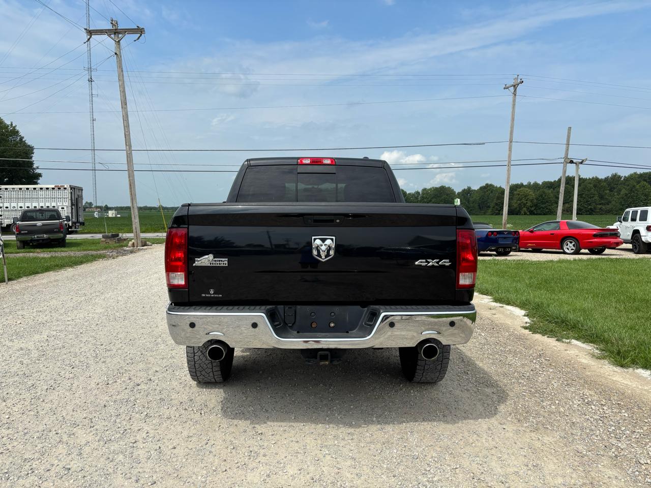 RAM 1500 4WD Crew Cab 140.5" Big Horn 2011