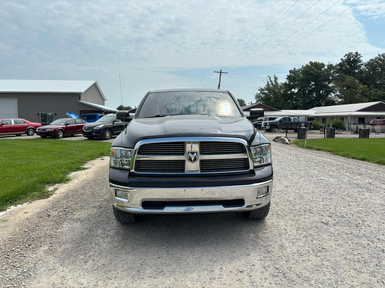 RAM 1500 4WD Crew Cab 140.5" Big Horn 2011