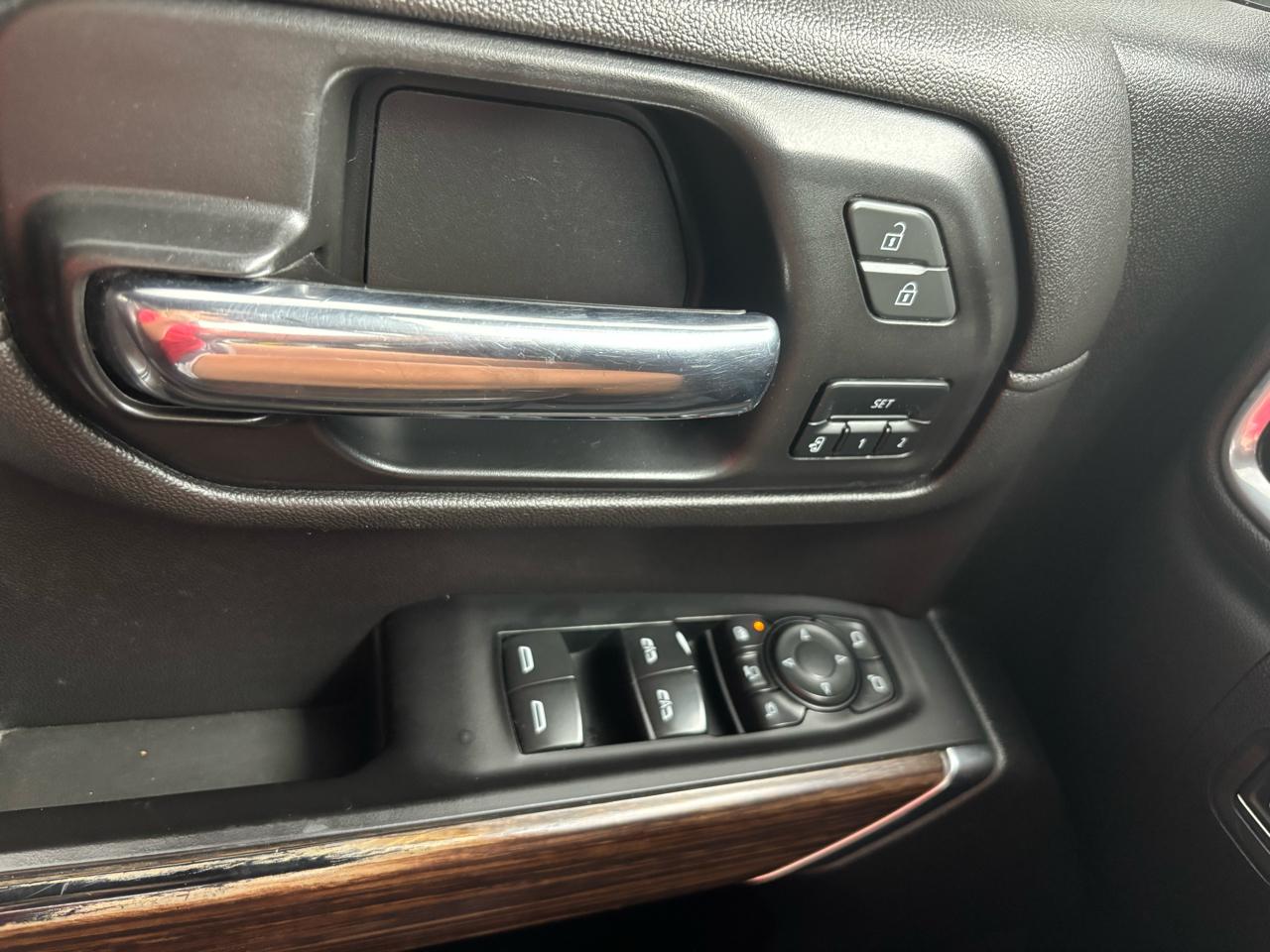 Chevrolet Silverado 2500HD 4WD Crew Cab 172" High Country 2022