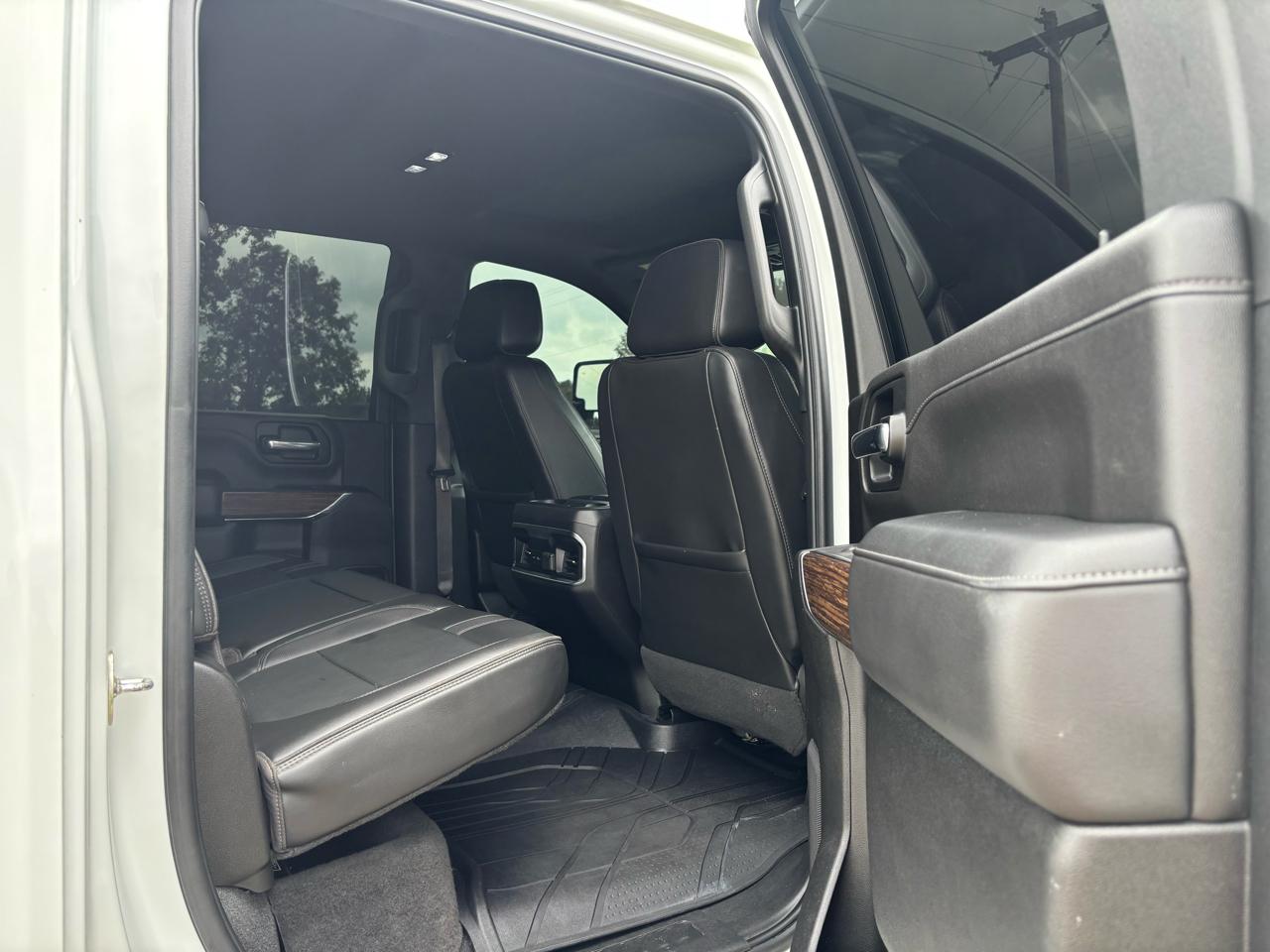 Chevrolet Silverado 2500HD 4WD Crew Cab 172" High Country 2022