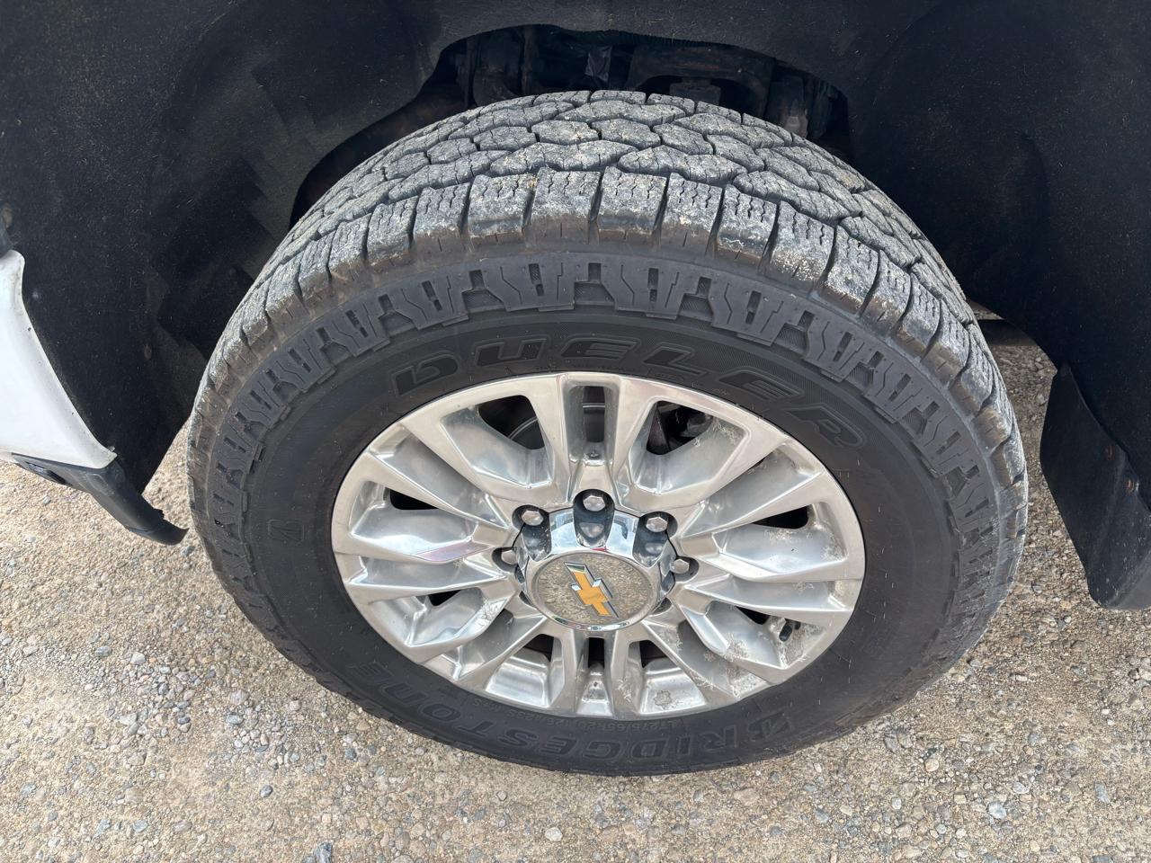 Chevrolet Silverado 2500HD 4WD Crew Cab 172" High Country 2022