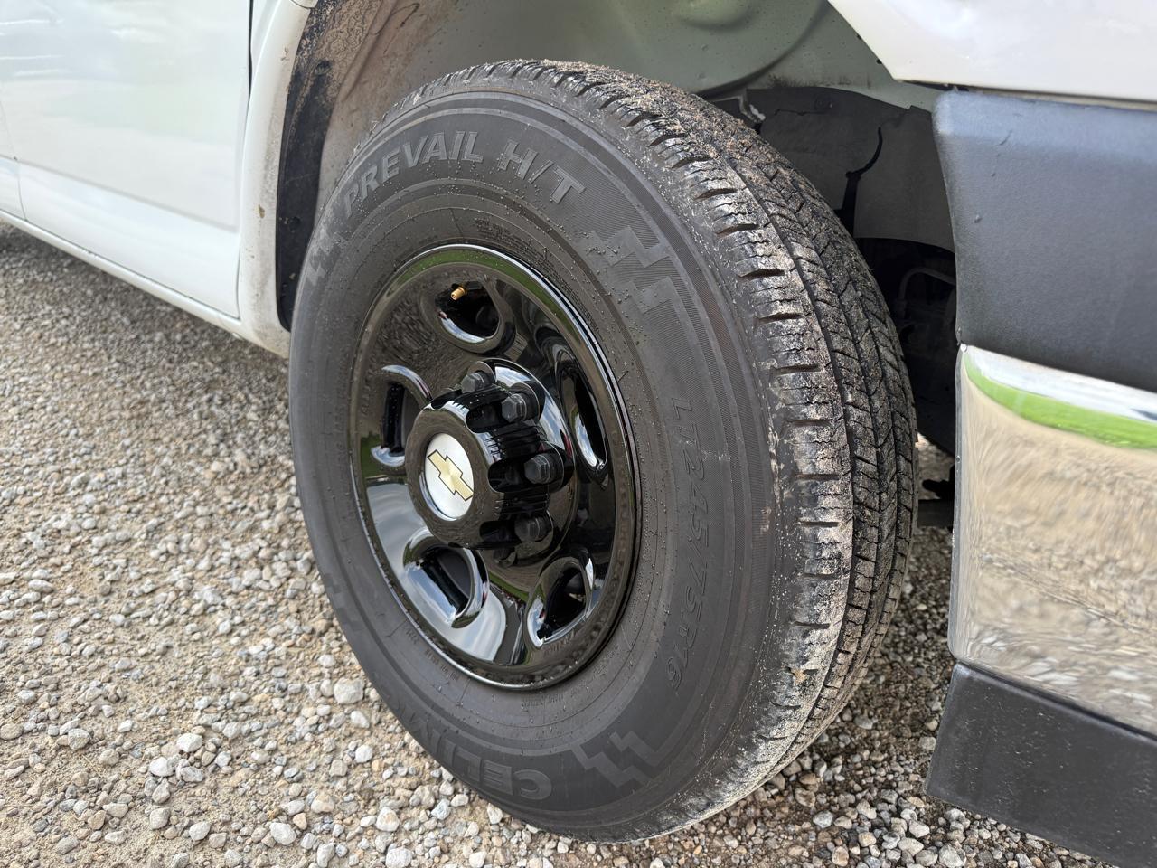 Chevrolet Express Passenger RWD 3500 155" LT 2021