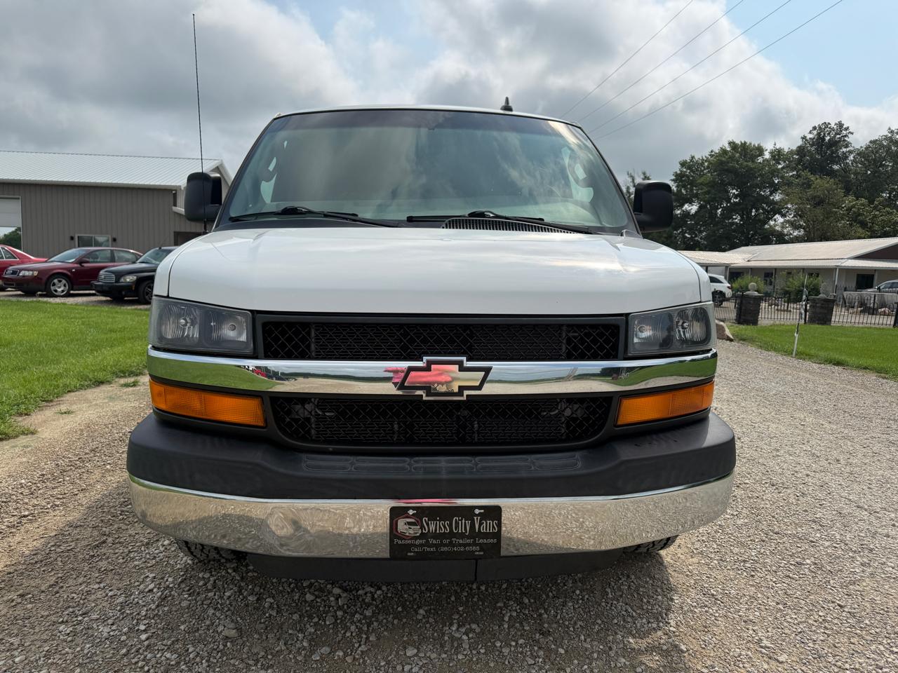 Chevrolet Express Passenger RWD 3500 155" LT w/1LT 2016
