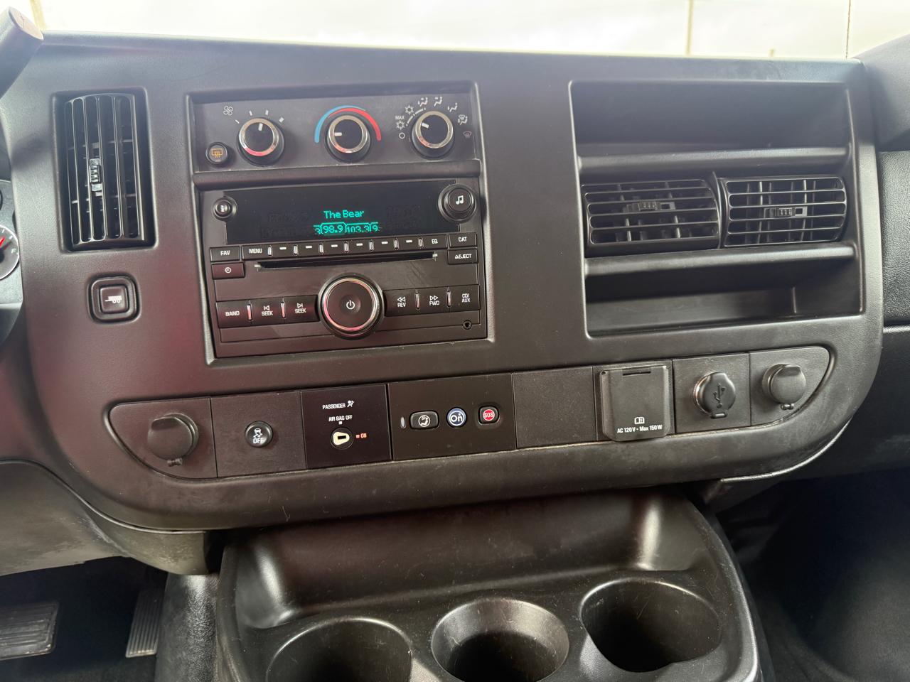 Chevrolet Express Passenger RWD 3500 155" LT w/1LT 2016