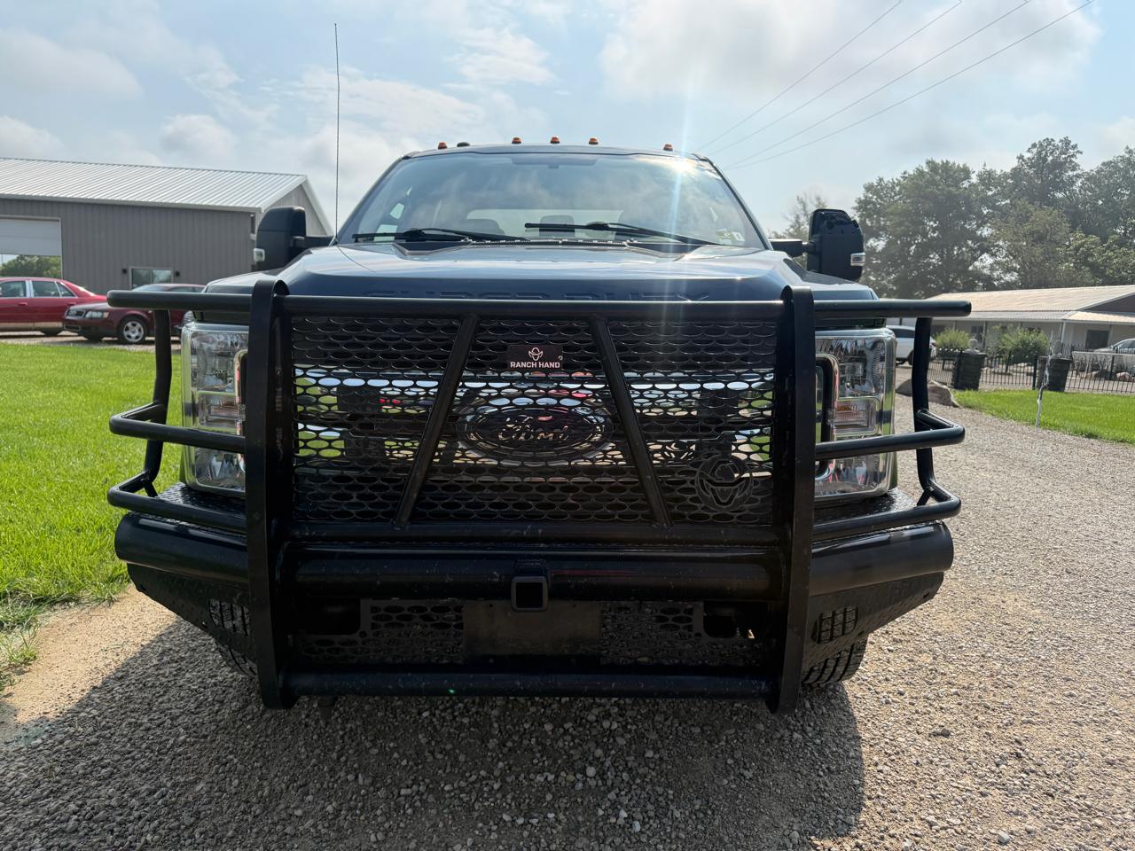 Ford Super Duty F-350 DRW 4WD Crew Cab 156" XL 2017