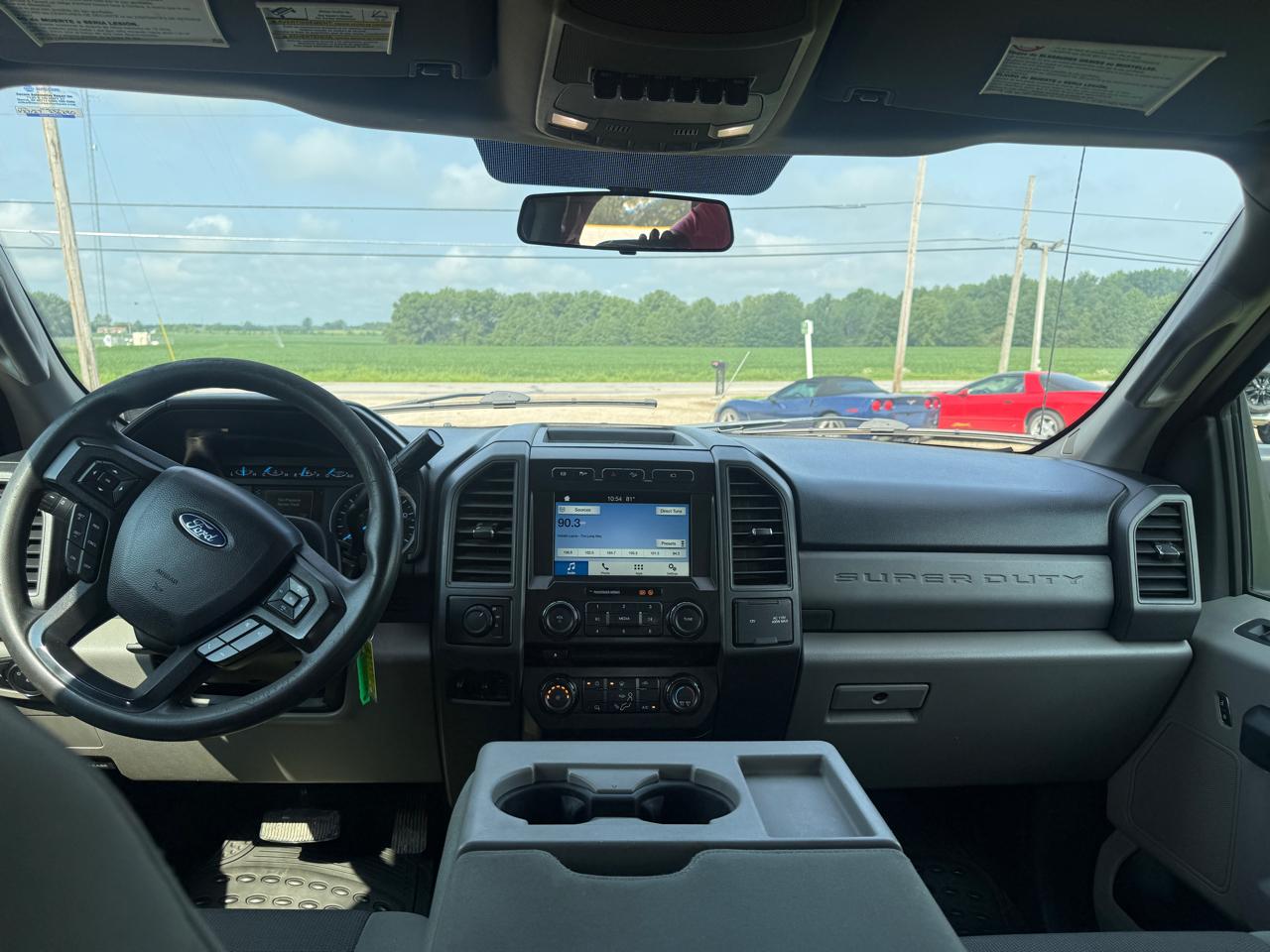 Ford Super Duty F-350 DRW 4WD Crew Cab 156" XL 2017