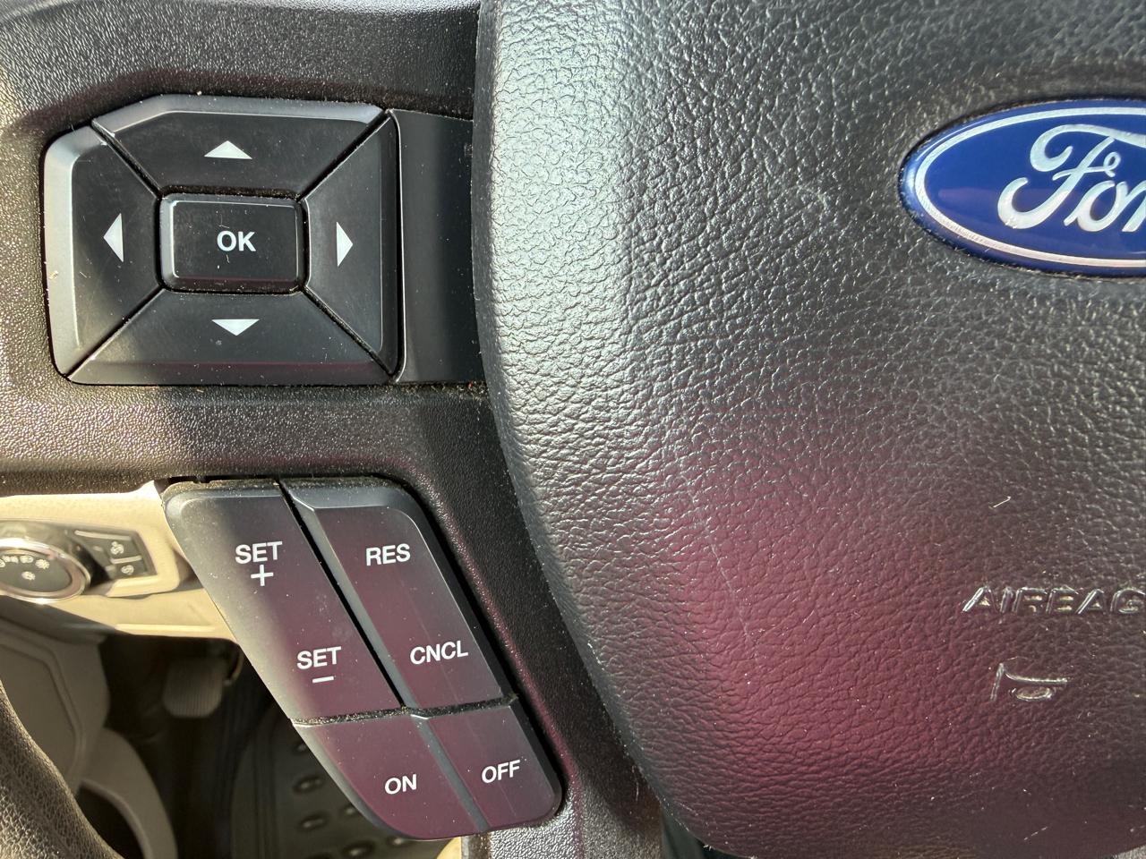 Ford Super Duty F-350 DRW 4WD Crew Cab 156" XL 2017