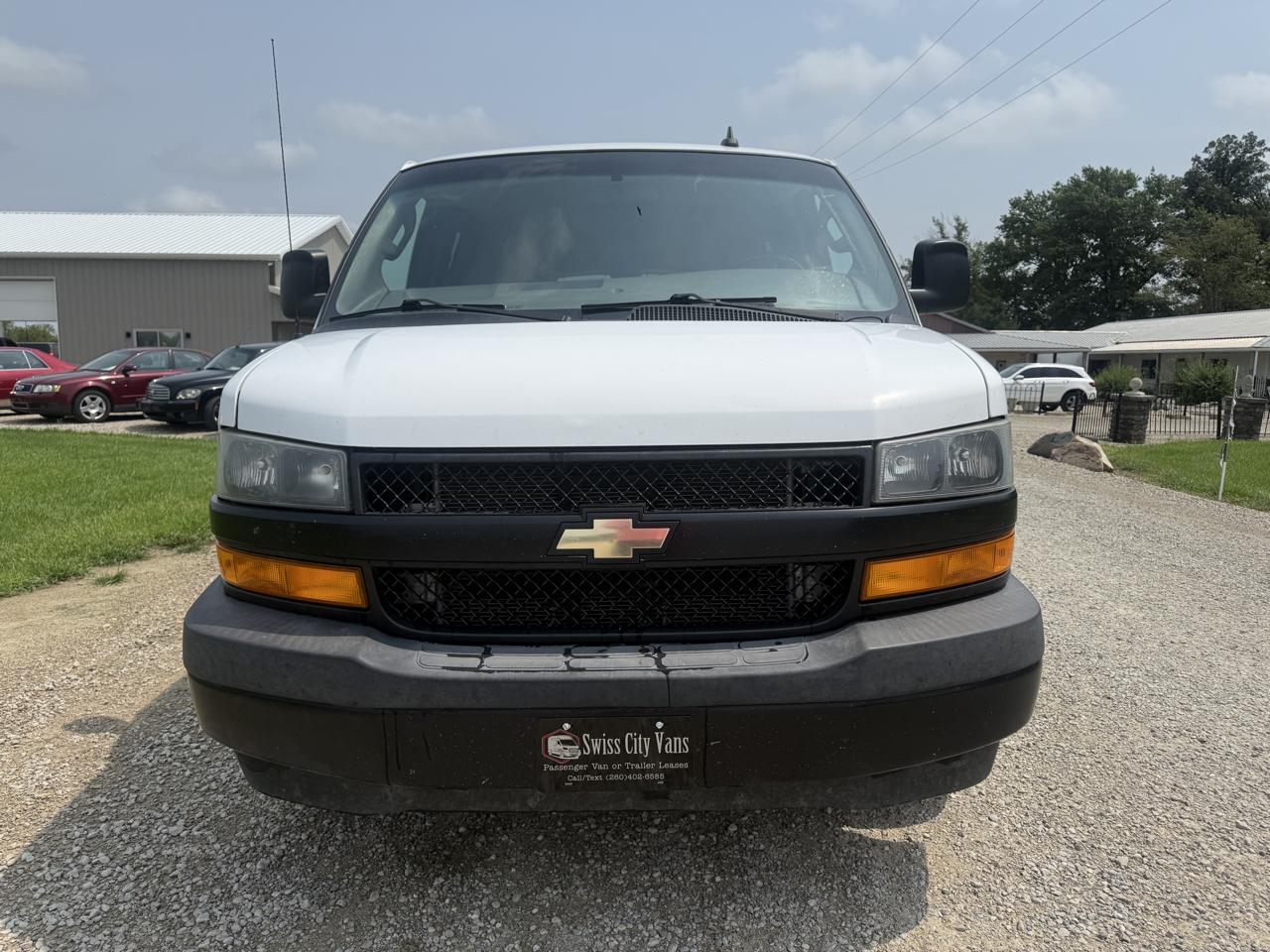 Chevrolet Express Passenger RWD 3500 155" LS 2019
