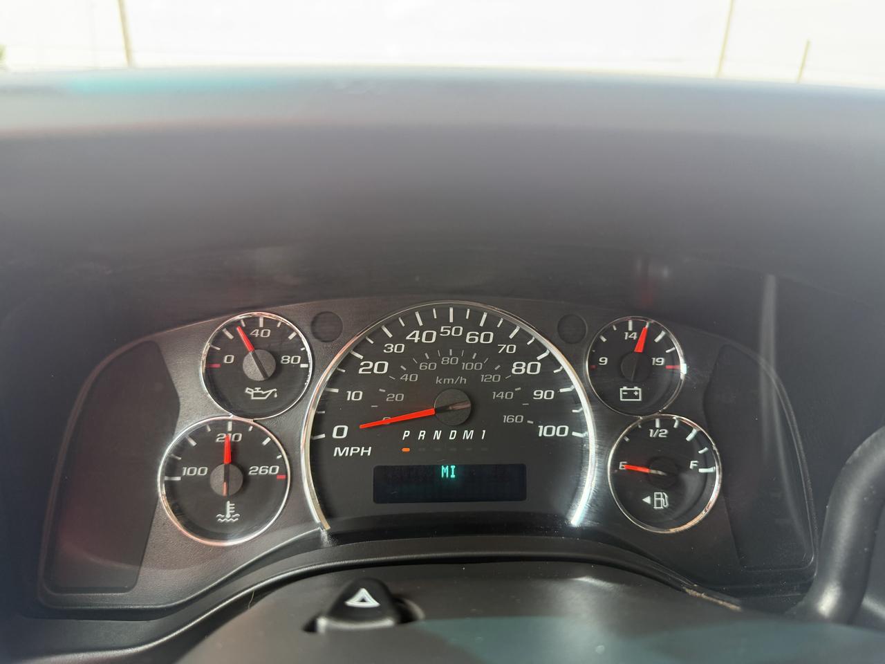 Chevrolet Express Passenger RWD 3500 155" LS 2019