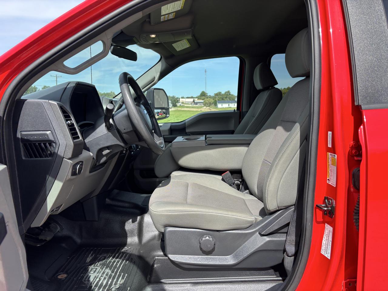 Ford Super Duty F-250 SRW 4WD Crew Cab 156" XL 2022