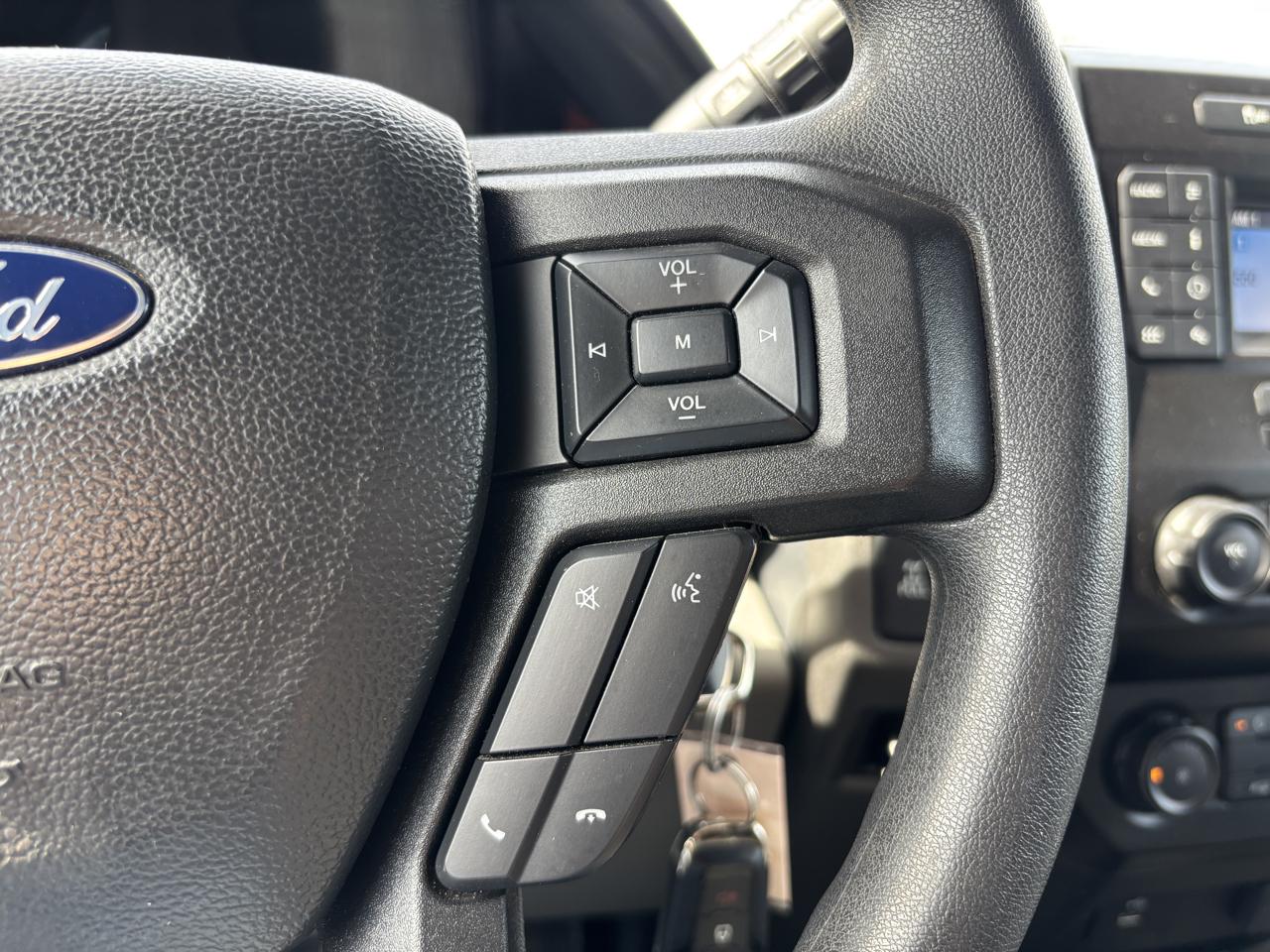 Ford Super Duty F-250 SRW 4WD Crew Cab 156" XL 2022