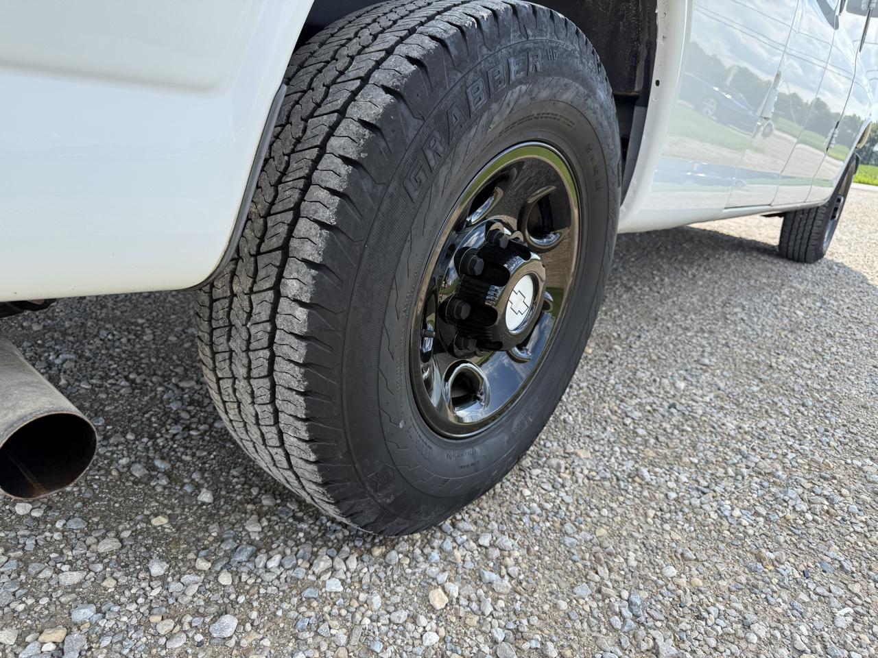 Chevrolet Express Passenger RWD 3500 155" LT w/1LT 2017