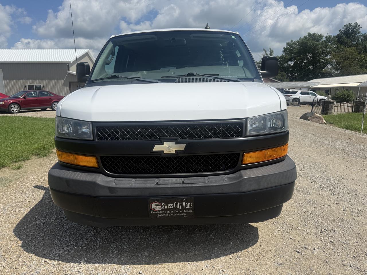Chevrolet Express Passenger RWD 3500 155" LS 2019