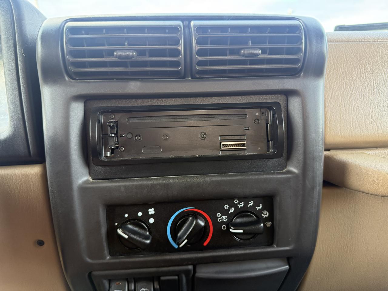 Jeep Wrangler 2dr Sport 2001