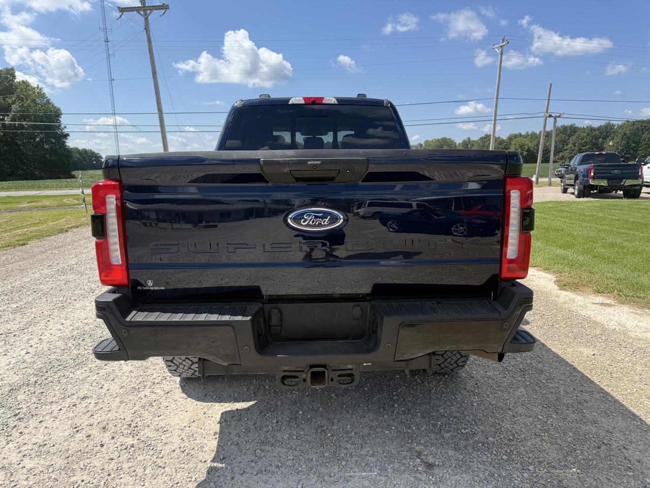 Ford Super Duty F-250 SRW 4WD Crew Cab 156" FX4 2024