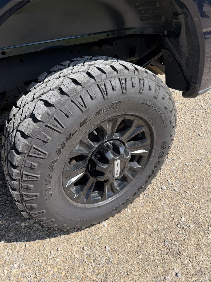 Ford Super Duty F-250 SRW 4WD Crew Cab 156" FX4 2024