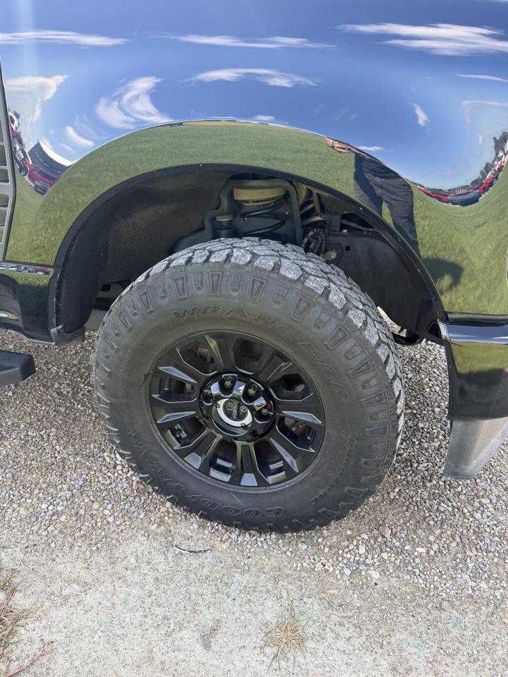 Ford Super Duty F-250 SRW 4WD Crew Cab 156" FX4 2024