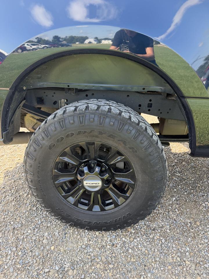 Ford Super Duty F-250 SRW 4WD Crew Cab 156" FX4 2024