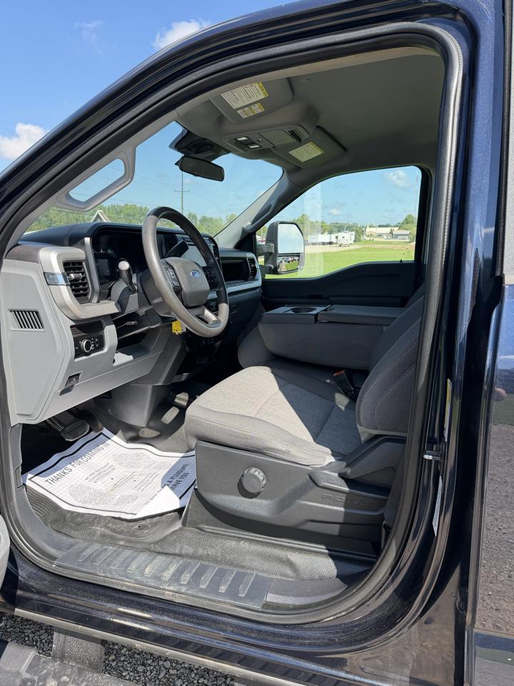 Ford Super Duty F-250 SRW 4WD Crew Cab 156" FX4 2024