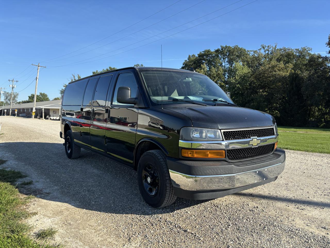 Chevrolet Express Passenger RWD 3500 155" LT 2018