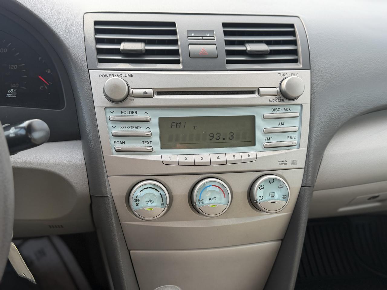 Toyota Camry 4dr Sdn I4 Auto XLE (Natl) 2007
