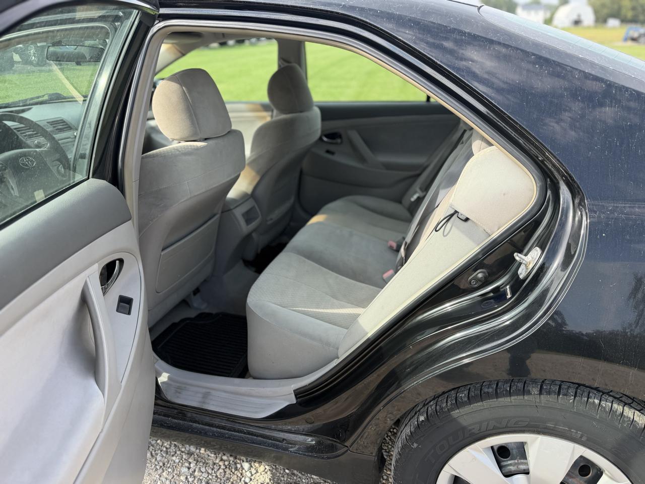 Toyota Camry 4dr Sdn I4 Auto XLE (Natl) 2007