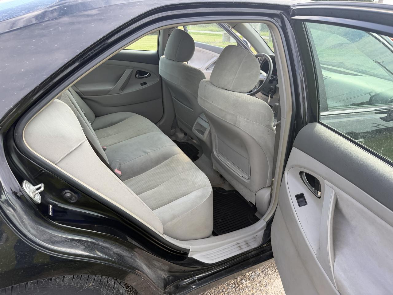 Toyota Camry 4dr Sdn I4 Auto XLE (Natl) 2007