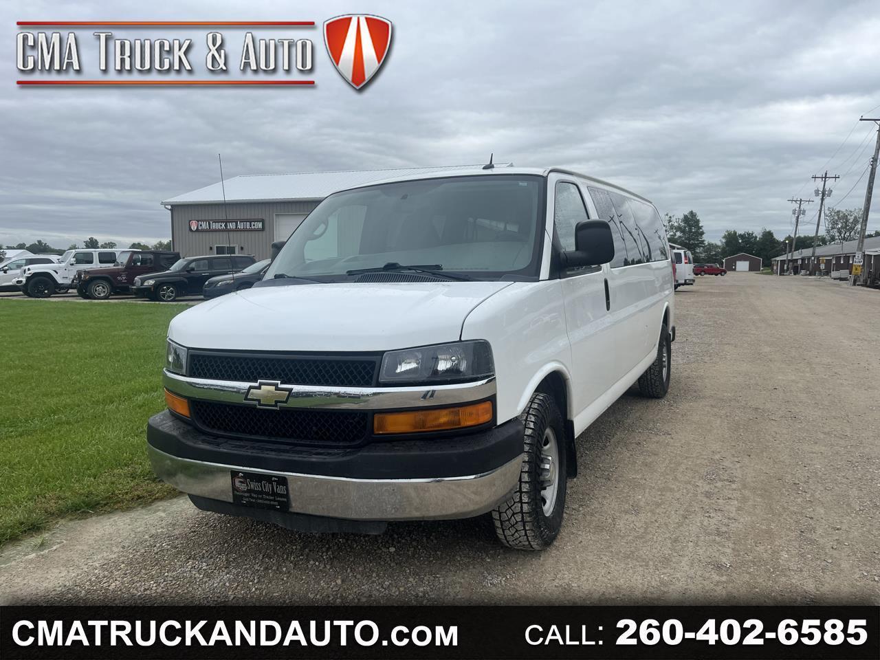 2014 Chevrolet Express Passenger RWD 3500 155" LT w/1LT