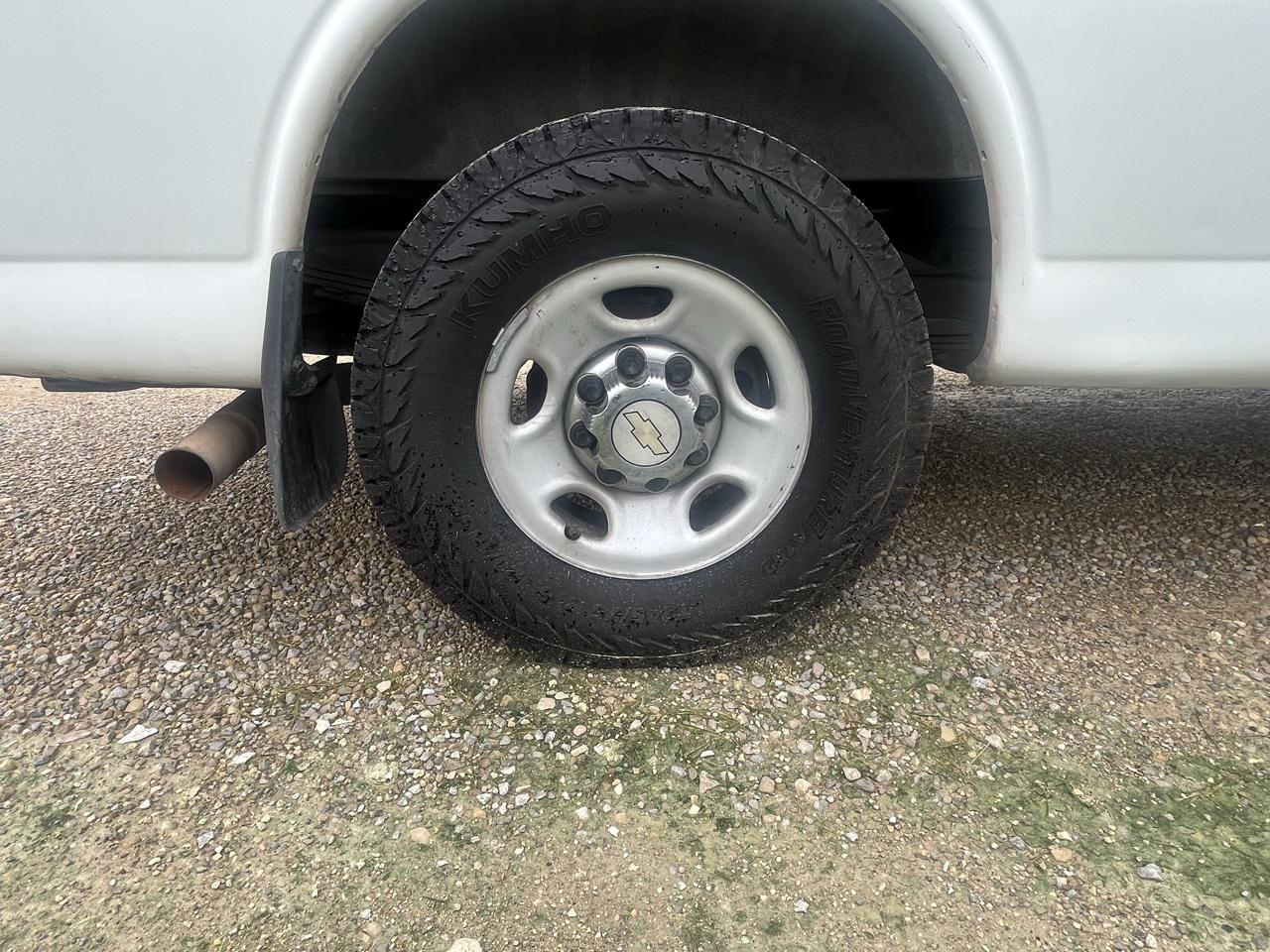 Chevrolet Express Passenger RWD 3500 155" LT w/1LT 2014