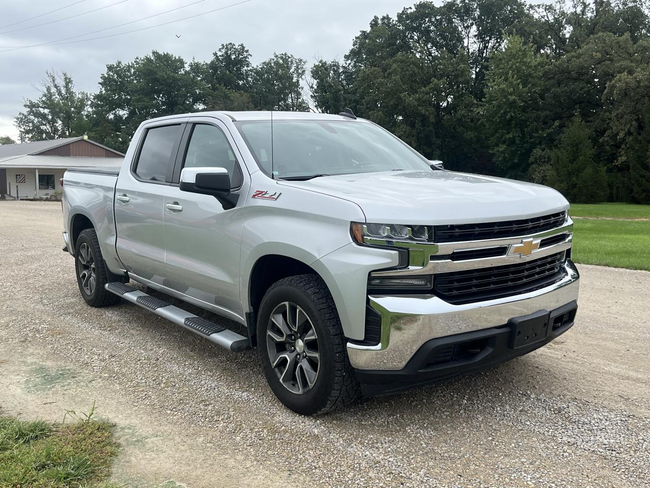 Chevrolet Silverado 1500 4WD Crew Cab 147" LT w/1LT 2021