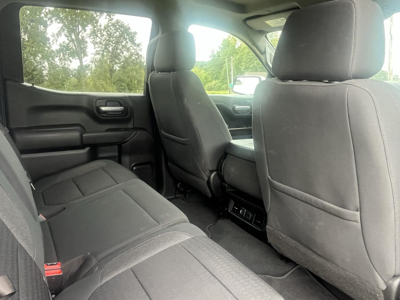 Chevrolet Silverado 1500 4WD Crew Cab 147" LT w/1LT 2021