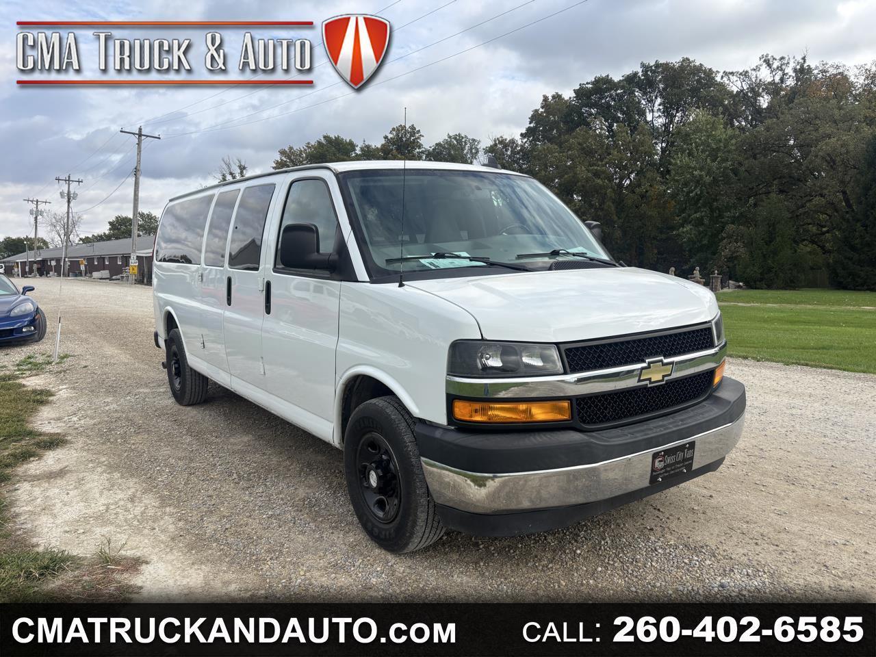 2018 Chevrolet Express Passenger RWD 3500 155" LT