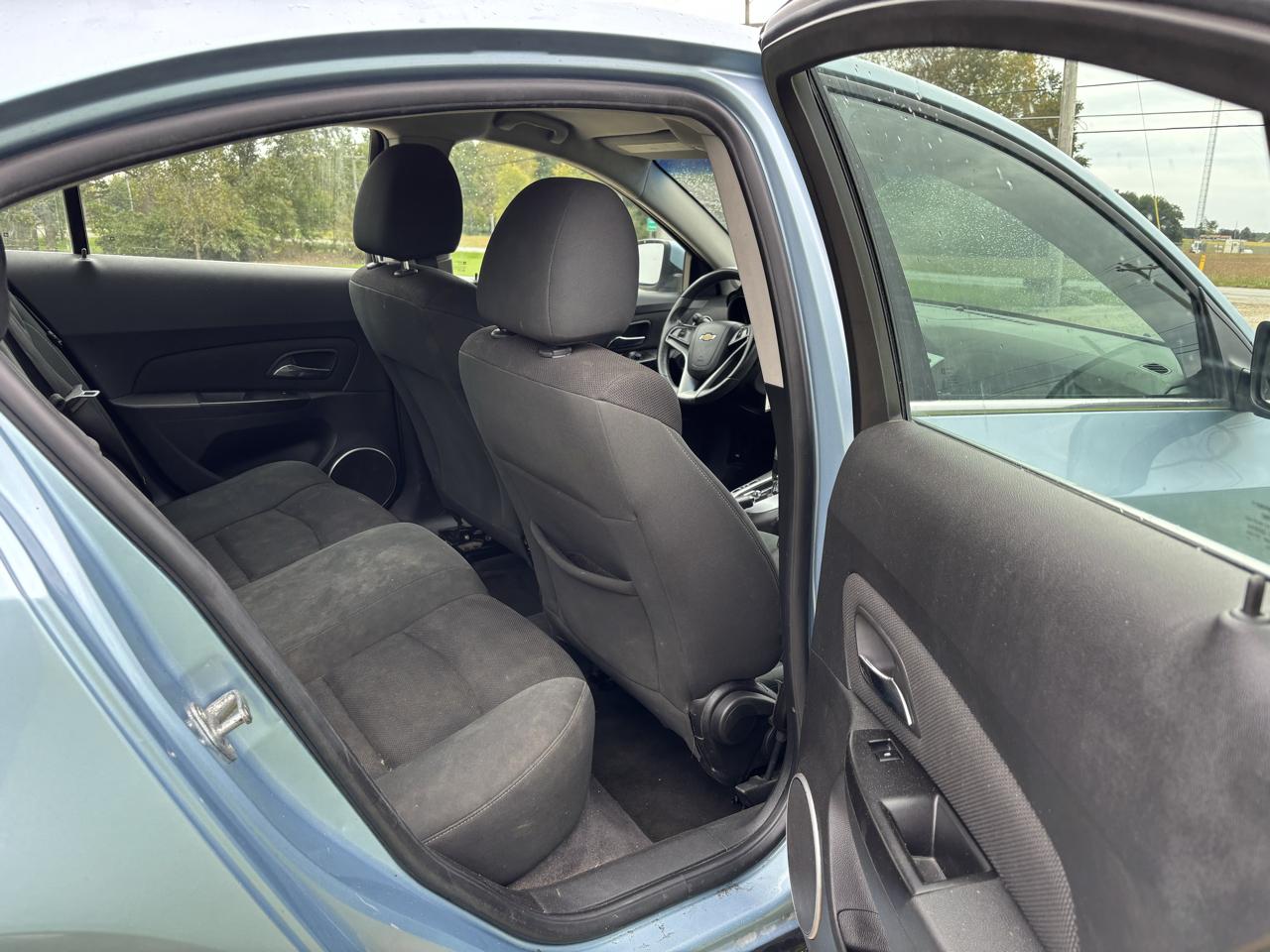 Chevrolet Cruze 4dr Sdn ECO 2012