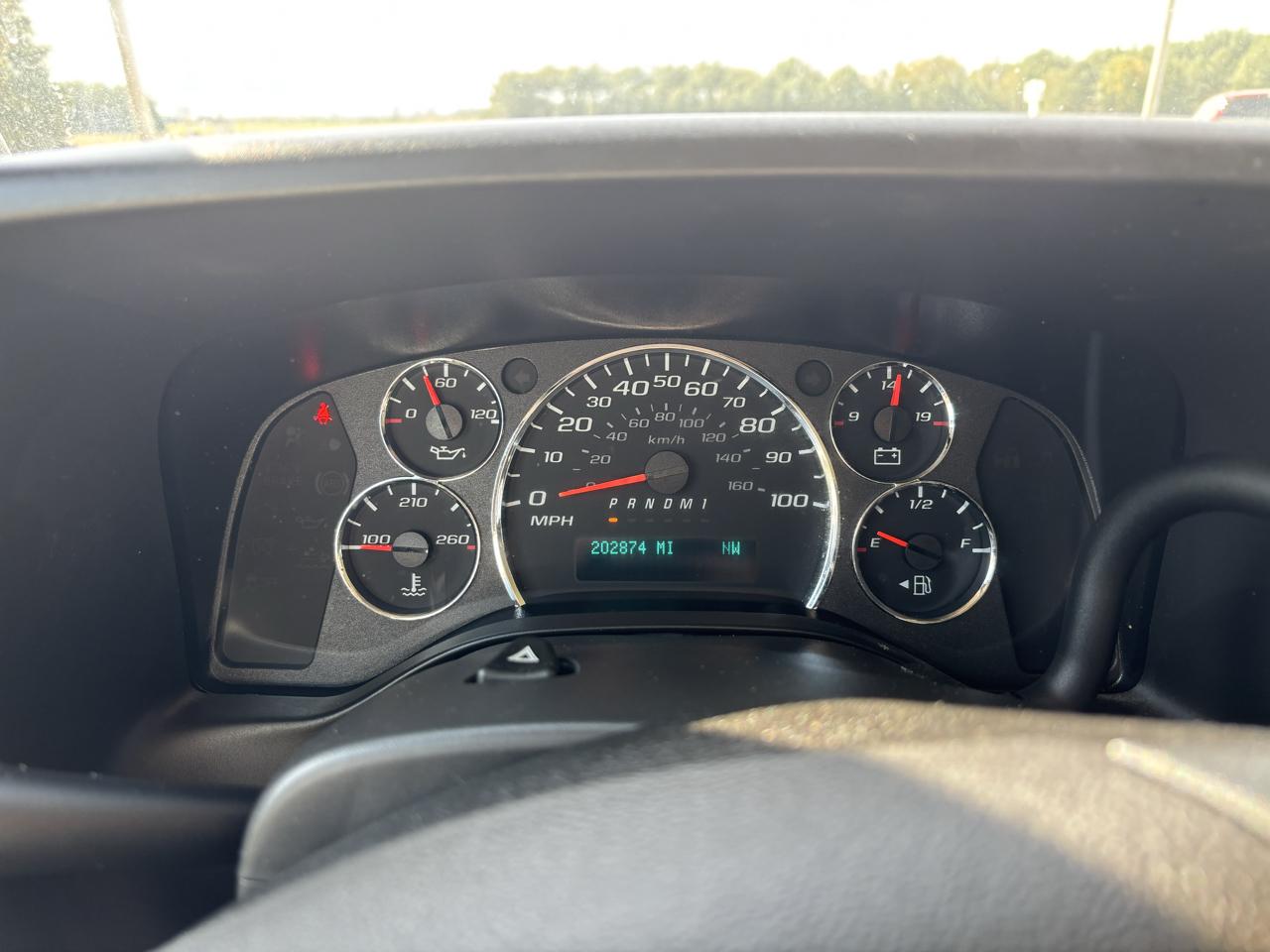 Chevrolet Express Passenger RWD 3500 155" LS 2021