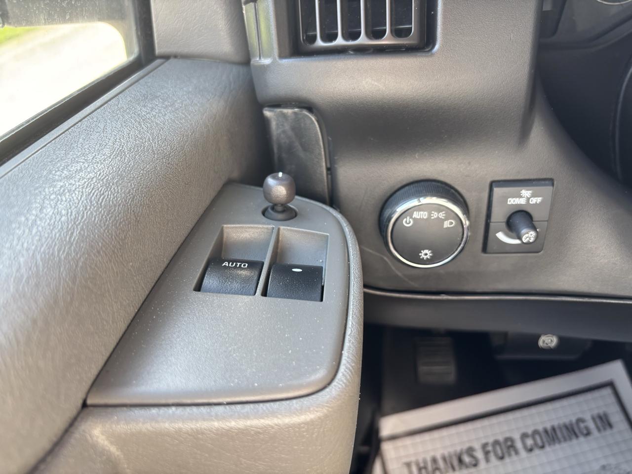 Chevrolet Express Passenger RWD 3500 155" LS 2021