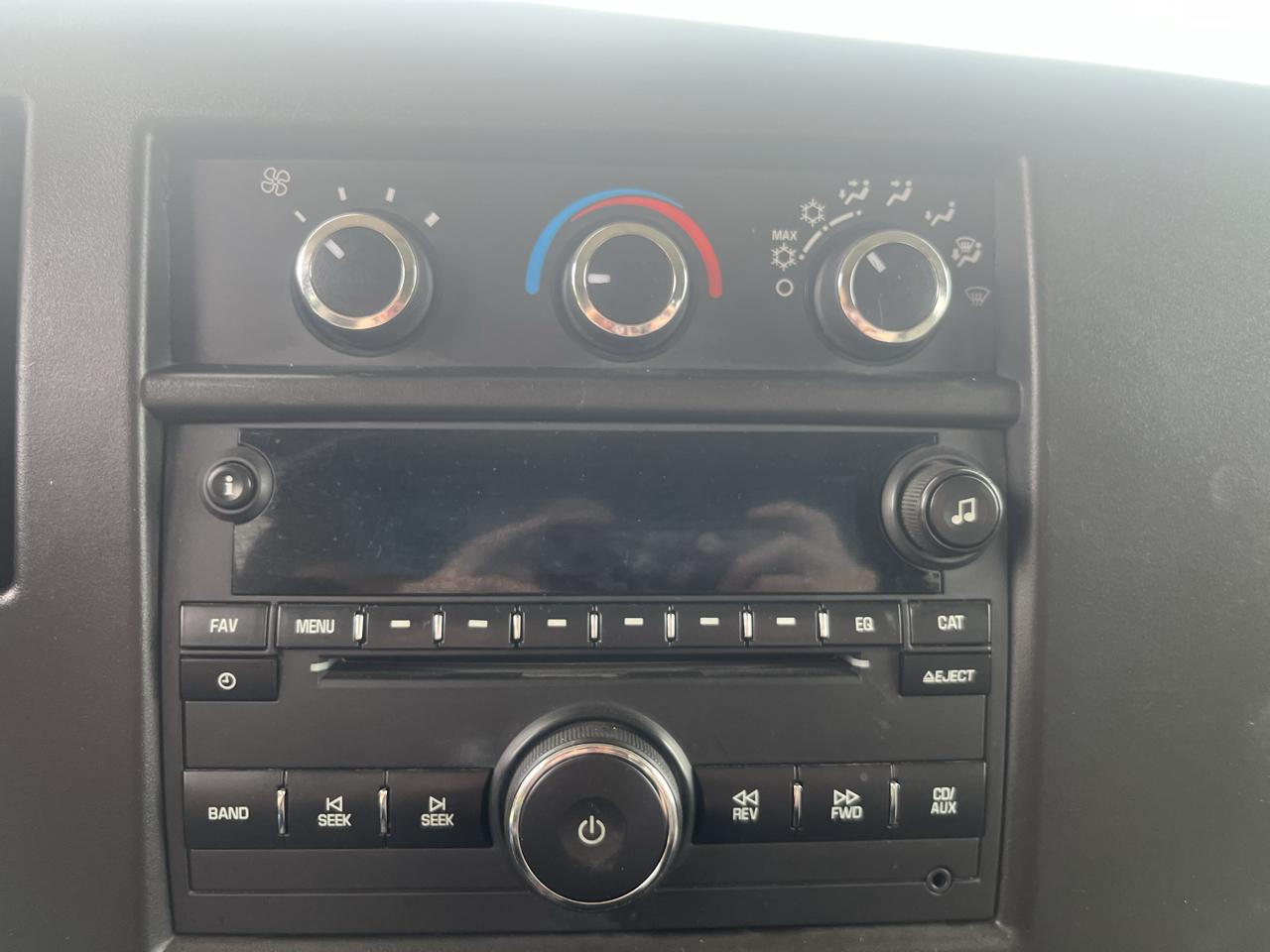 Chevrolet Express Passenger RWD 3500 155" LS 2019