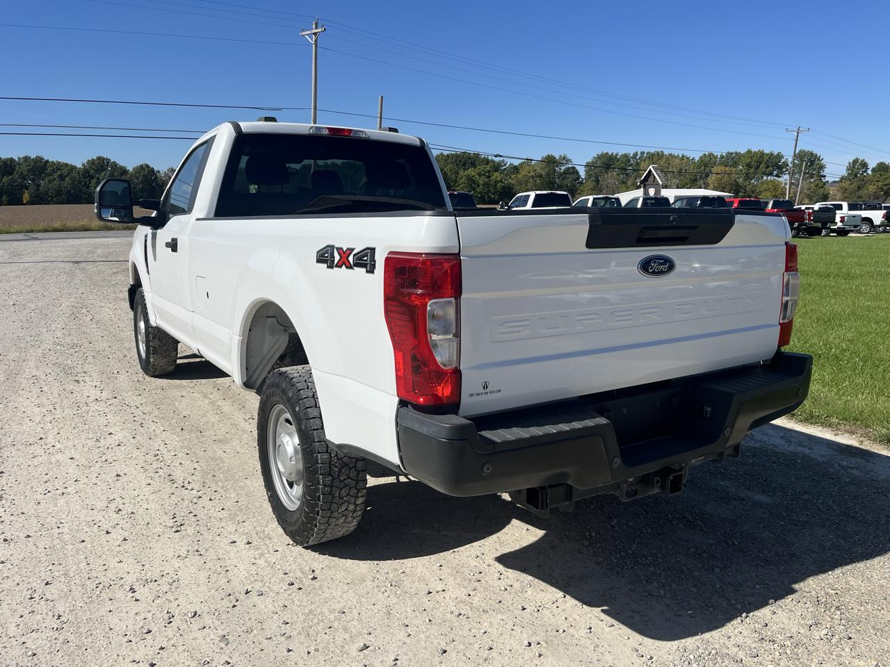 Ford Super Duty F-250 SRW XLT 4WD Reg Cab 8' Box 2022